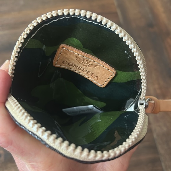 Consuela Coin Pouch - Picture 4 of 5